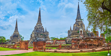 Fototapeta premium Panorama of preserved pagodas of Wat Phra Si Sanphet, Ayutthaya, Thailand
