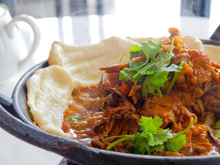 
farmhouse ground pot chicken Anhui, Chinese cuisine