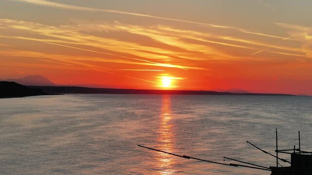 Abruzzo Punta Aderci Trabocchi mare tramonto