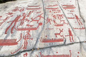 rote Petroglyphen in Schweden Unesco World Heritage Tanum