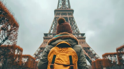 Obraz premium A person standing in front of a European landmark, enjoying a solo travel experience