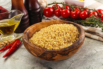 Dry wheat bulgur fow cooking