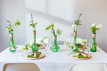 Green and white styled wedding table.