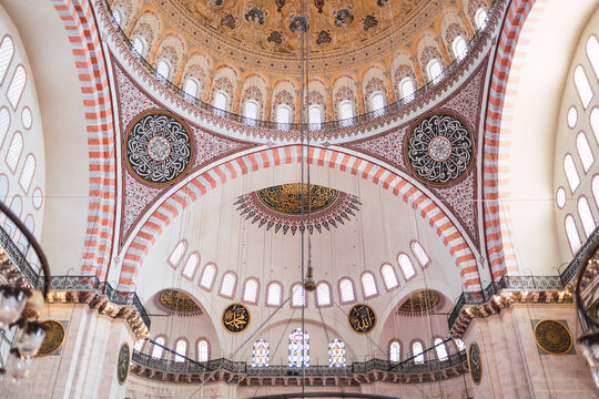 Majestic interior of Suleiman Mosque in Istanbul