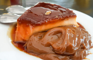 Flan and dulce de leche argentinos