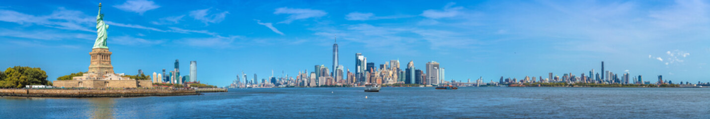 New York City skyline and landmarks panoramic view © xbrchx