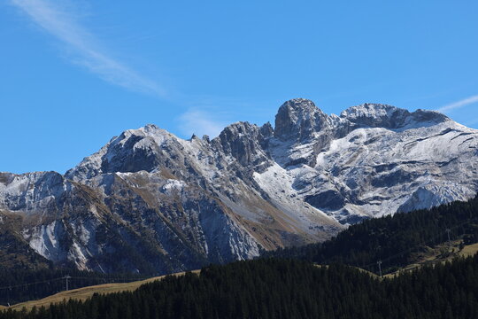 montage, Courchevel, france , Le Praz. lac du Praz, Courchevel 1850. nature, premi&egrave;re neige.
