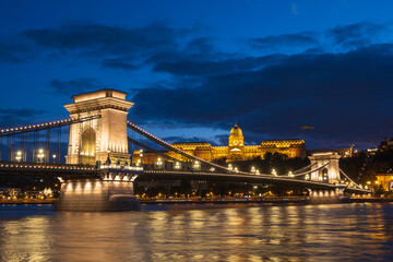 The illuminated Chain Bridge over the Danube in Budapest, Hungary