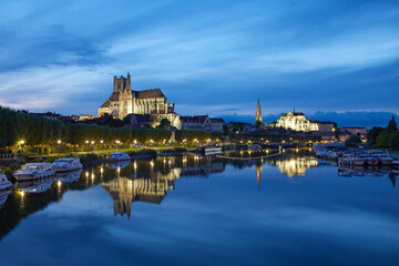 Obraz premium Cathedral and Abbey by Yonne riverfront, Auxerre, Burgundy, France