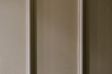 木製の細工を施した壁　建具　扉のテクスチャー背景　建築・フレーム・段	