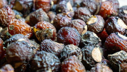 Sapindus rarak (Sapindus mukorossi, rerek, lamuran, Lerak). This fruit is made into a washing agent, a cleaner for various kitchen utensils, and soap.