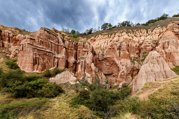 Fototapeta premium The red cliffs of Papa Rosie in Romania 