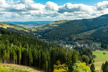 Herbstliche Wanderung durch den wunderschönen Thüringer Wald über den Kickelhahn bei Ilmenau -...