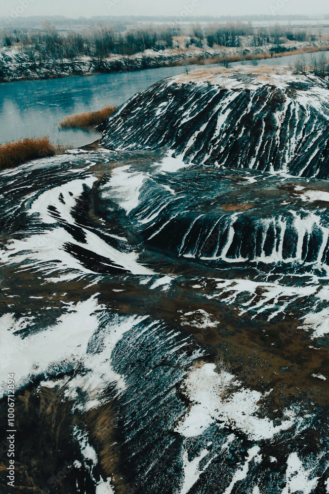 Poster mountain river in winter