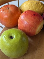 Künstliches Obst aus Wachs