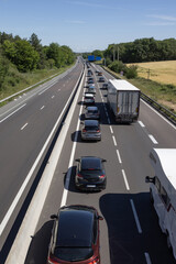 Bouchon au retour de vacances sur une autoroute