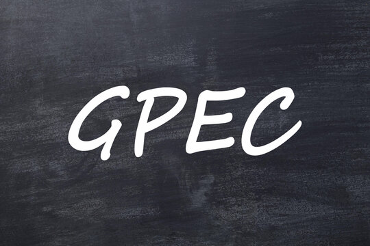 GPEC Gestion Pr&eacute;visionnelle des Emplois et Comp&eacute;tences tableau noir