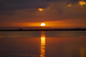 Obraz premium Wonderful sunset view on Albufera Lake in Spain