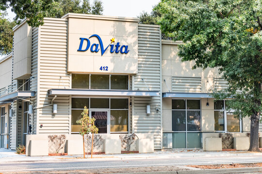 Oct 7, 2020 Mountain View / CA / USA - DaVita kidney dialysis clinical treatment center