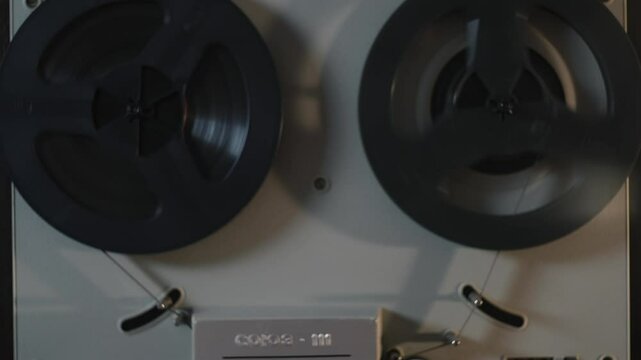 Classic tape recorder with magnetic tape