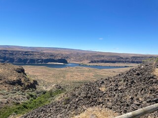 landscape with mountains