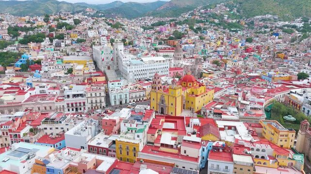 Aerial Odyssey Over Guanajuato: Stunning Drone Footage of Mexico's Colonial Gem, from University to Basilica, Revealing Historic Landmarks and Vibrant City Life.