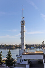 Fototapeta premium Yaroslavl, Yaroslavl region, Russia - 15.09.2024. The tower on the Volga embankment