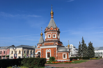 Naklejka premium Yaroslavl, Yaroslavl region, Russia - 15.09.2024. Chapel in memory of October 17, 1888 in the name of St. Alexander Nevsky