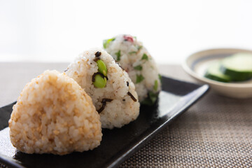 色とりどりのおにぎり