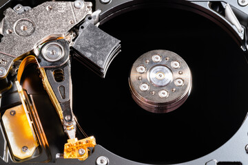hard disk drive