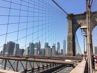 Fototapeta premium Brooklyn Bridge in the summer