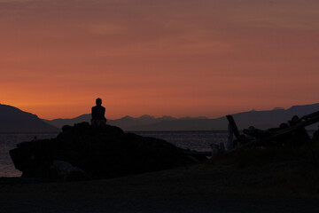 Fototapeta premium Person enjoying sunset