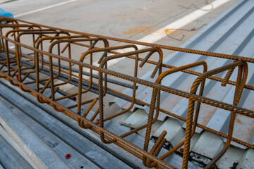 reinforced concrete reinforcement consists of steel bars with improved adhesion, i.e. equipped with a surface with transverse ribs distributed uniformly along the entire length of the bar.  project.