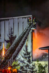 pożar, ogień, strażacy © RobertM