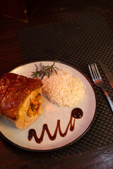 lombo recheado e arroz