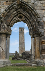 Obraz premium Tower and door of St Andrews Abbey.