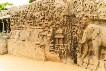 Histoires hindouisme Sculptés sur un mur à Mahäbalipuram