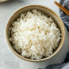 Fluffy Steamed Rice in a Traditional Bowl