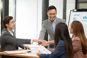 Business Group Chat about graph work Present in meetings, in the office