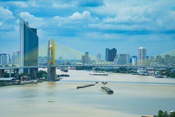 チャオプラヤー川に架かるラマ9世橋　ラマ3世通り　Chao Phraya river at Bangkok...