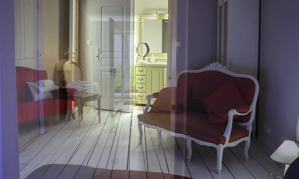 Vid&eacute;o de pr&eacute;sentation d&rsquo;un logement &agrave; louer sur plateforme type Bed and Breakfast ou Airbnb, vue sur la chambre, salle de bain, et petit salon