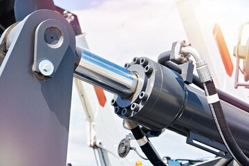 Hydraulic cylinder of industrial machine