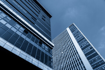 Modern Architectural Perspectives: A Stunning View of Urban Skyscrapers