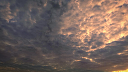 nice sundown golden clouds on the sky backdrop - photo of nature