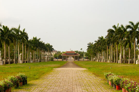 Quang Tri, Vietnam - &lrm;March 19, 2021 : A Large Square At La Vang Church In Quang Tri Province, Vietnam. La Vang Church Is A Famous Place In Central Of Vietnam.