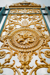 Golden Flower Like Decoration in neoclassic Style