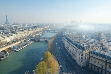 Obraz premium Springtime in Paris Classic View of Seine River, Bridges and Skyline with Eiffel Tower on Sunny Day