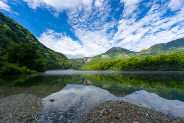 上高地　大正池の風景