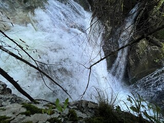 The Šunik water grove or waterfalls on the Lepenca stream (Bovec, Slovenia) - Der Sunik-Wasserhain oder Wasserfälle am Bach Lepenca (Bovec, Slowenien) - Šunikov vodni gaj v Lepeni (Bovec, Slovenija) © Mario