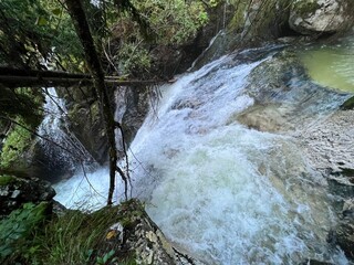 The Šunik water grove or waterfalls on the Lepenca stream (Bovec, Slovenia) - Der Sunik-Wasserhain oder Wasserfälle am Bach Lepenca (Bovec, Slowenien) - Šunikov vodni gaj v Lepeni (Bovec, Slovenija) © Mario